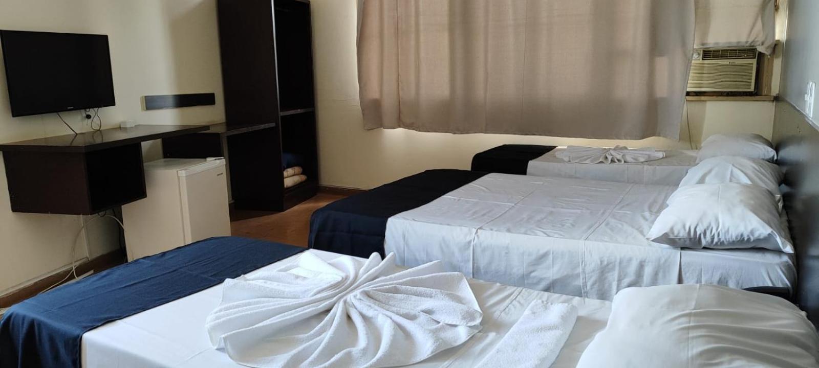 Hotel La Rocca, Гояния Екстериор снимка