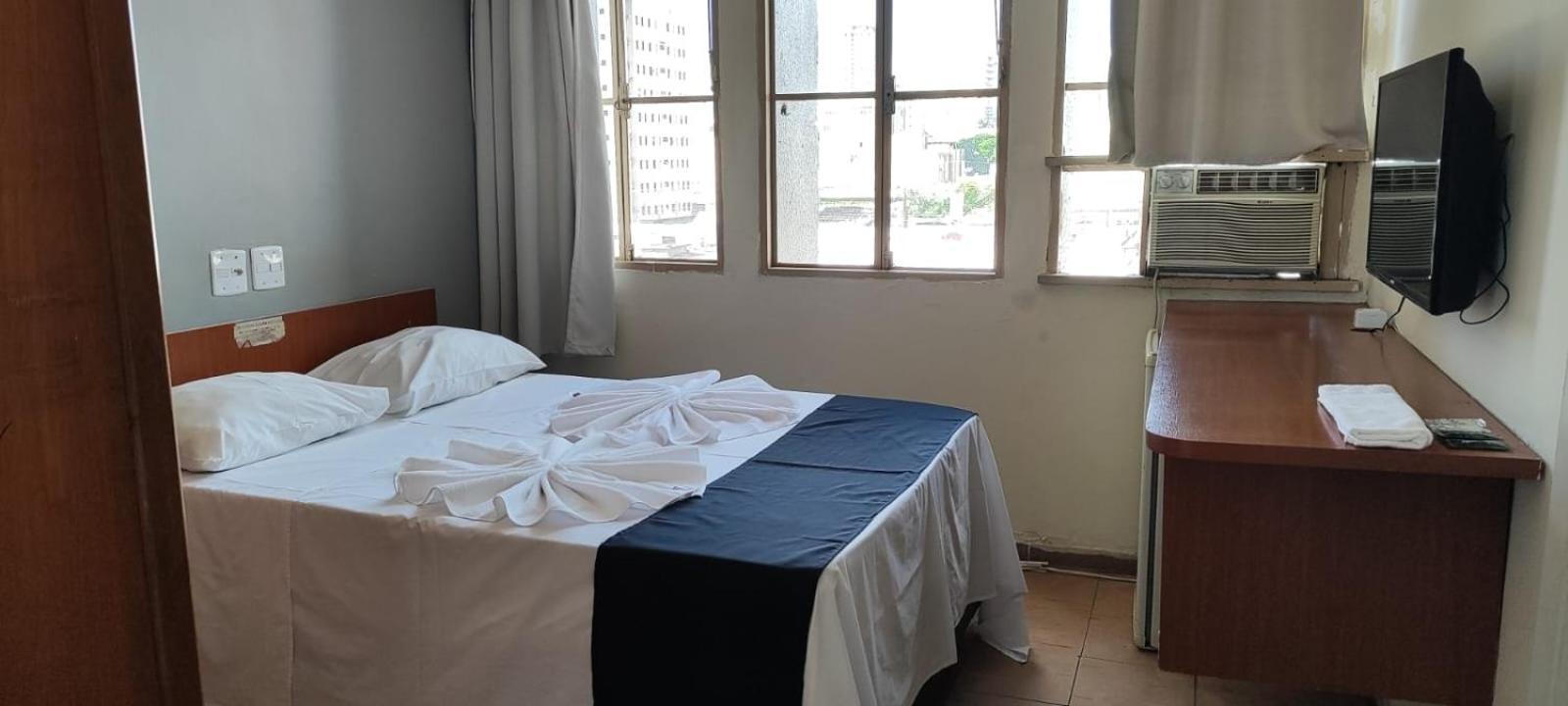 Hotel La Rocca, Гояния Екстериор снимка