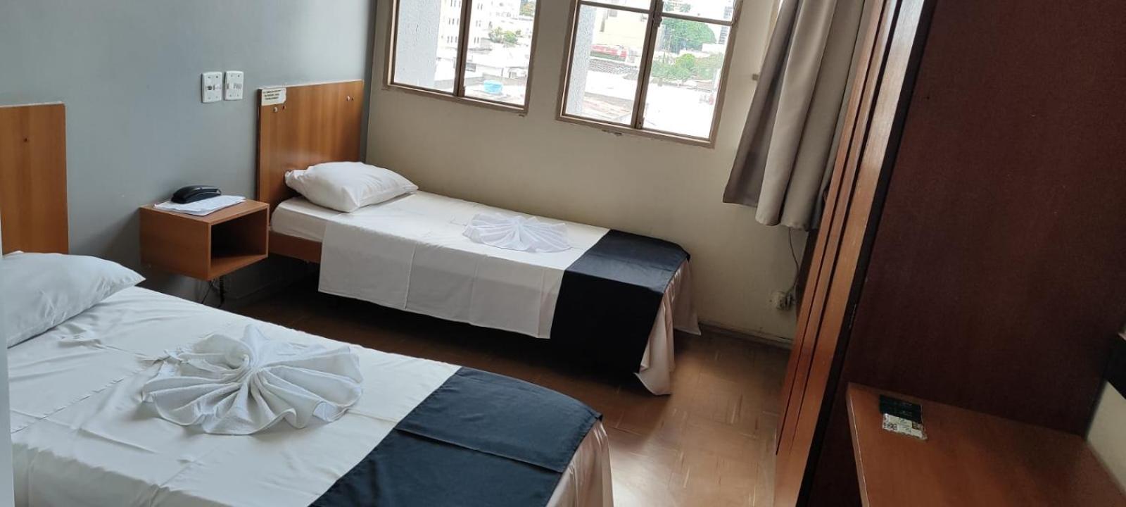 Hotel La Rocca, Гояния Екстериор снимка