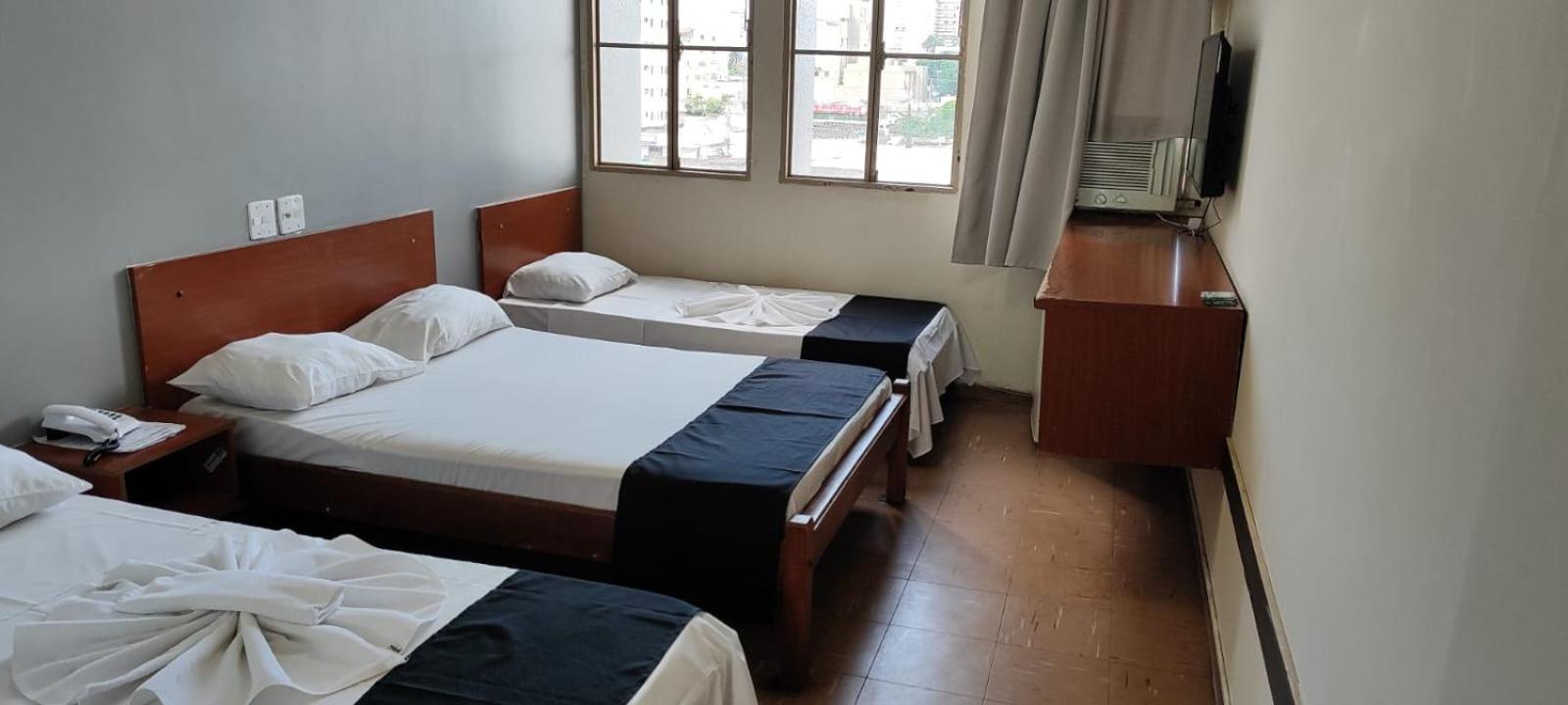 Hotel La Rocca, Гояния Екстериор снимка